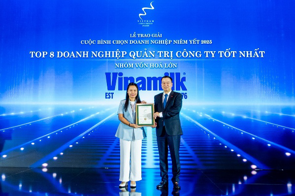 Vinamilk bứt phá ESG với danh hiệu “Ngôi sao CSI” và loạt giải thưởng danh giá 2025- Ảnh 2. Vinamilk bứt phá ESG với danh hiệu “Ngôi sao CSI” và loạt giải thưởng danh giá 2025- Ảnh 2.