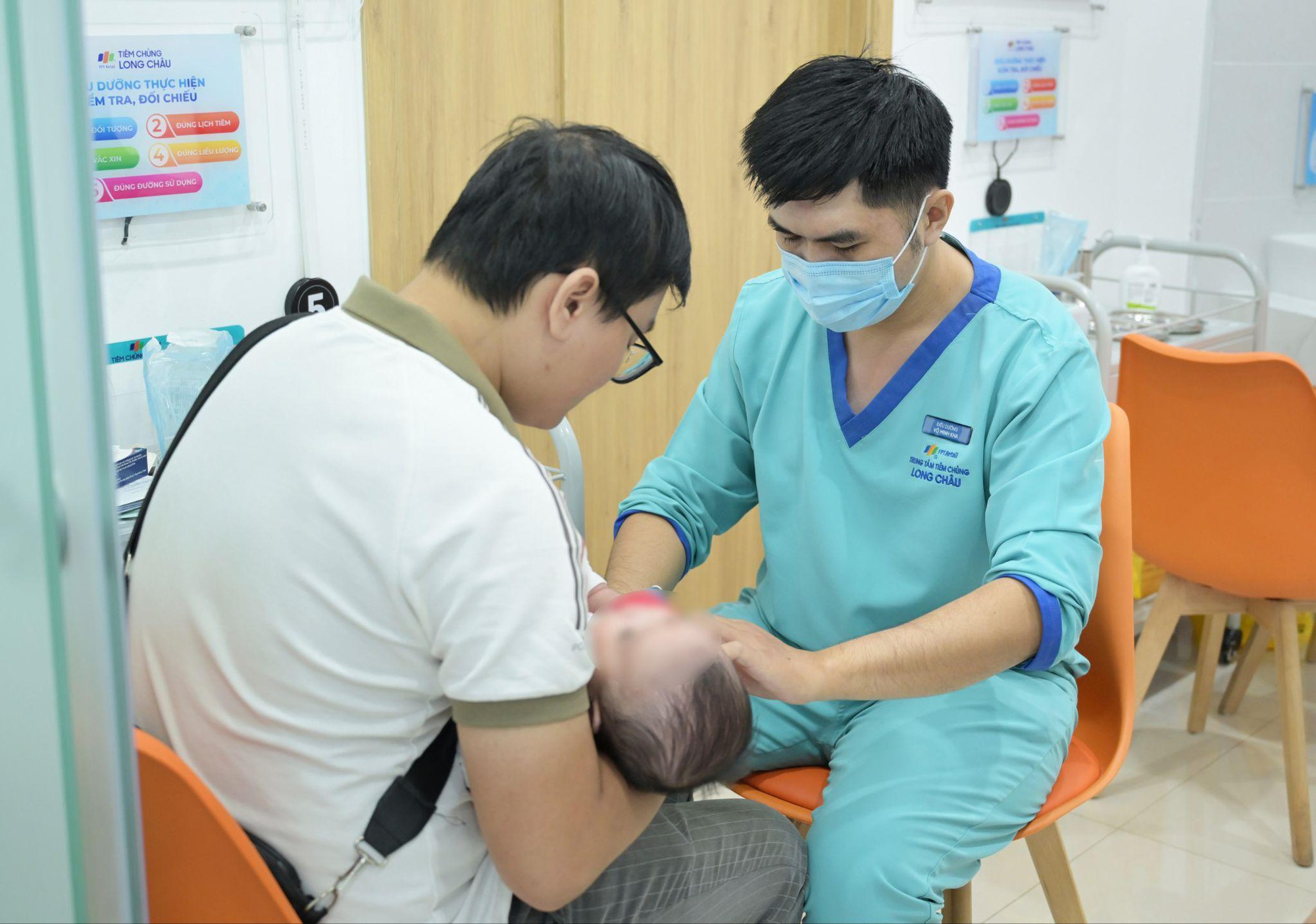 Tự h&agrave;o phục vụ 33 triệu kh&aacute;ch h&agrave;ng, đưa y tế đến mọi miền Tổ quốc- Ảnh 2.