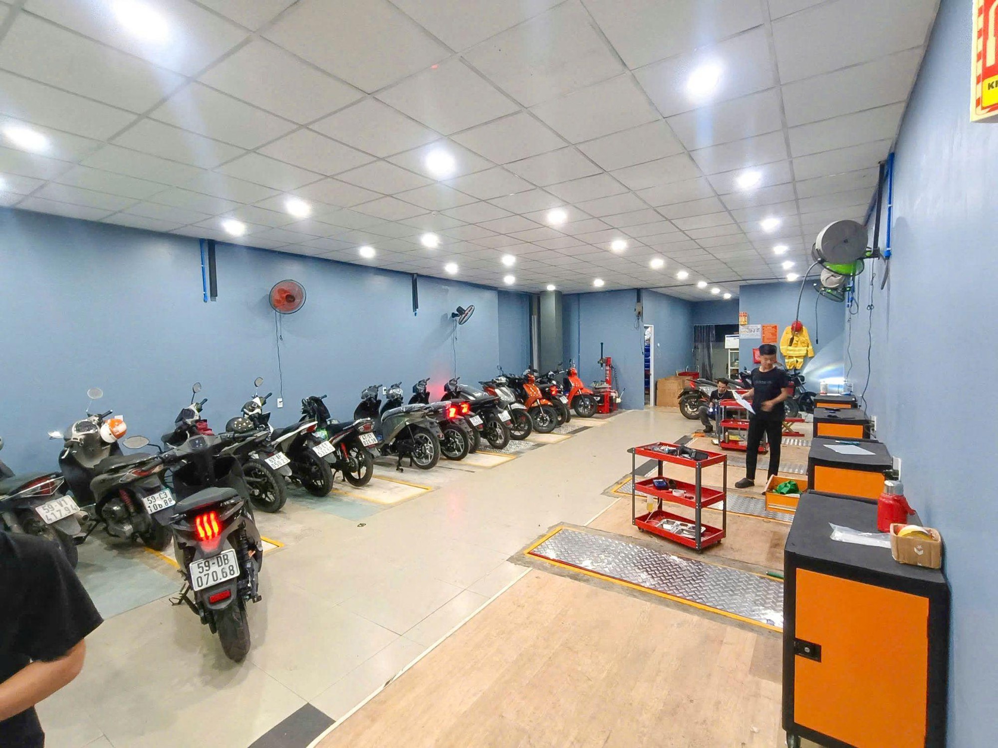 Bảo dưỡng không chờ đợi: Thêm lý do chuyển sang xe máy điện- Ảnh 3.