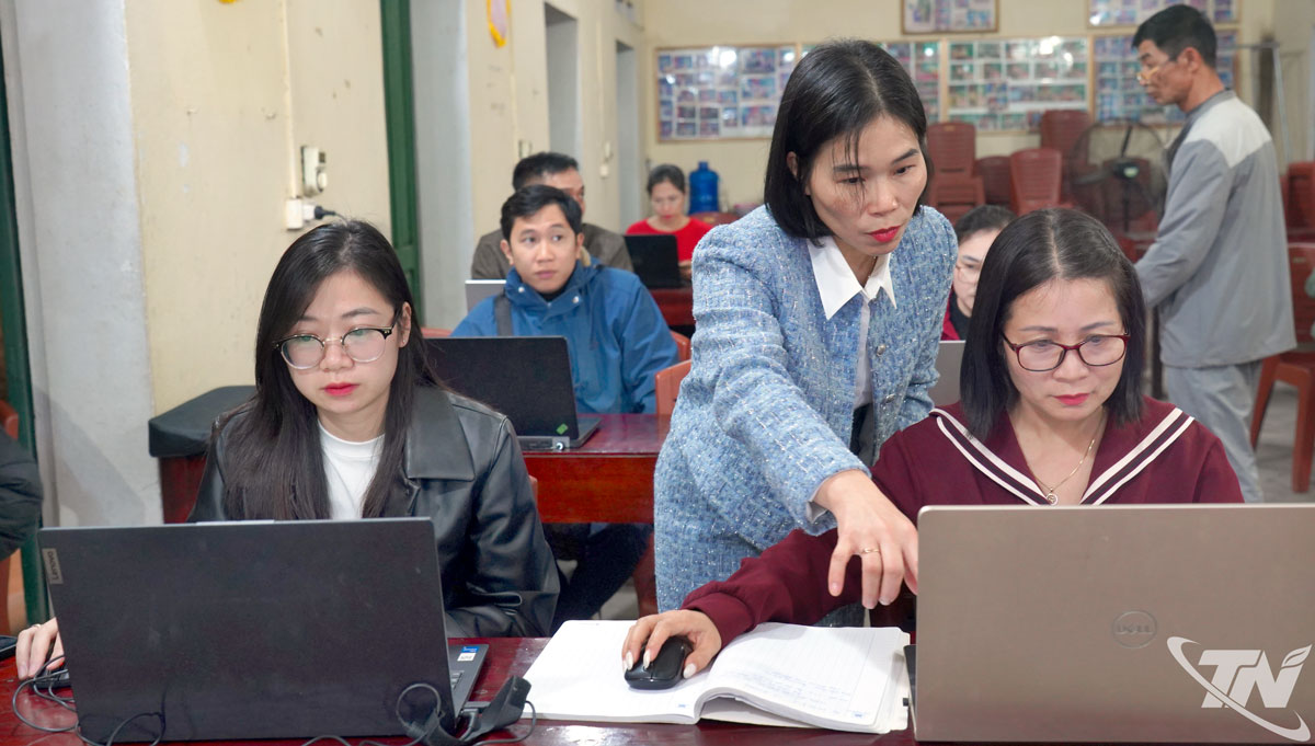 Mang dịch vụ công đến với người dân- Ảnh 2.