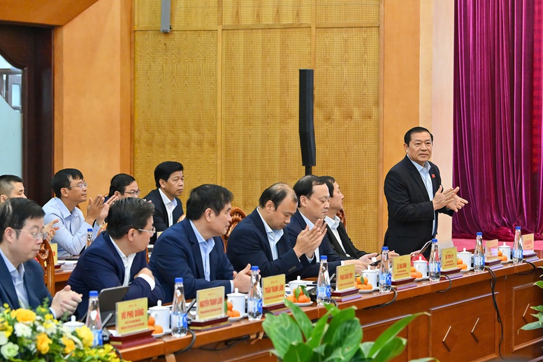 Báo chí phải làm rõ tầm nhìn của Đảng, những thành tựu sau 40 năm đổi mới, khát vọng phát triển của dân tộc- Ảnh 2.