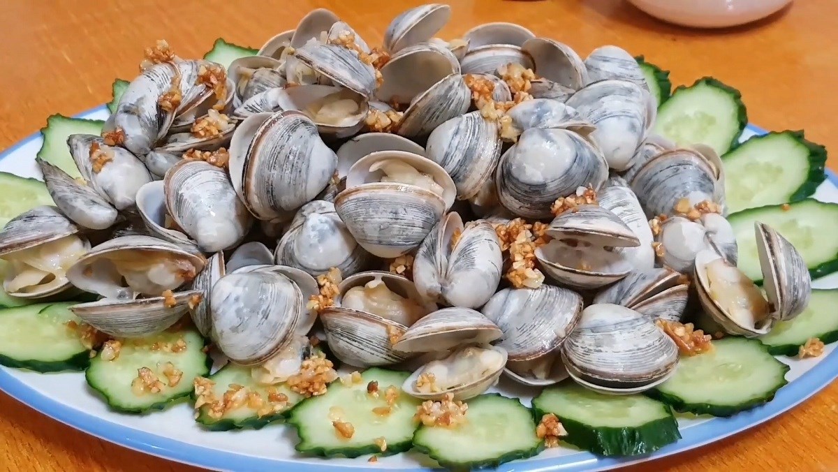 Mang loại hải sản n&agrave;y nấu canh, phụ nữ ăn v&agrave;o bớt thiếu m&aacute;u lại &ldquo;v&ugrave;i lấp&rdquo; nếp nhăn, v&agrave;o m&ugrave;a đ&ocirc;ng c&ograve;n l&agrave;m ấm nội tạng- Ảnh 4.