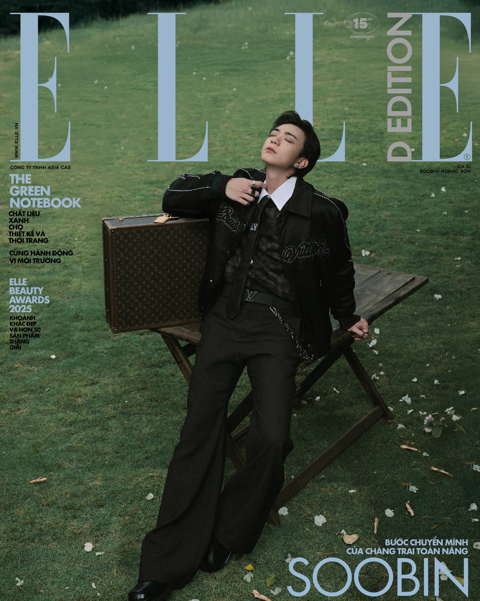 Louis Vuitton đã có một năm “bội thu” chưa từng có cùng showbiz Việt- Ảnh 34. Louis Vuitton đã có một năm “bội thu” chưa từng có cùng showbiz Việt- Ảnh 34.