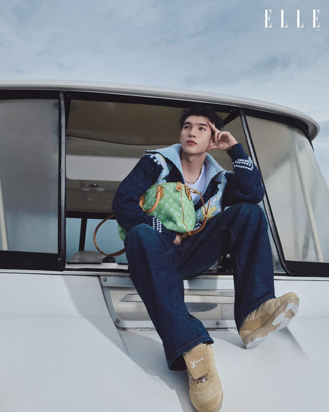 Louis Vuitton đã có một năm “bội thu” chưa từng có cùng showbiz Việt- Ảnh 27. Louis Vuitton đã có một năm “bội thu” chưa từng có cùng showbiz Việt- Ảnh 27.