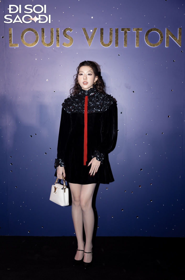 Louis Vuitton đã có một năm “bội thu” chưa từng có cùng showbiz Việt- Ảnh 45. Louis Vuitton đã có một năm “bội thu” chưa từng có cùng showbiz Việt- Ảnh 45.