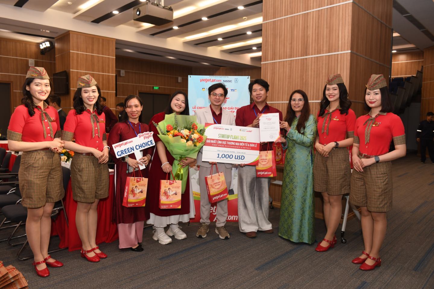 Chung kết &ldquo;Chuyến bay Khởi nghiệp&rdquo;: Vietjet th&uacute;c đẩy h&agrave;nh lang s&aacute;ng tạo song phương Việt Nam &ndash; Ấn Độ- Ảnh 8.