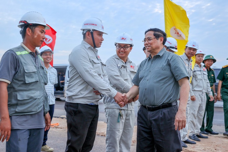 Thủ tướng: S&acirc;n bay Long Th&agrave;nh sẽ đ&oacute;n chuyến bay ch&iacute;nh thức đầu ti&ecirc;n v&agrave;o 19/12- Ảnh 15.