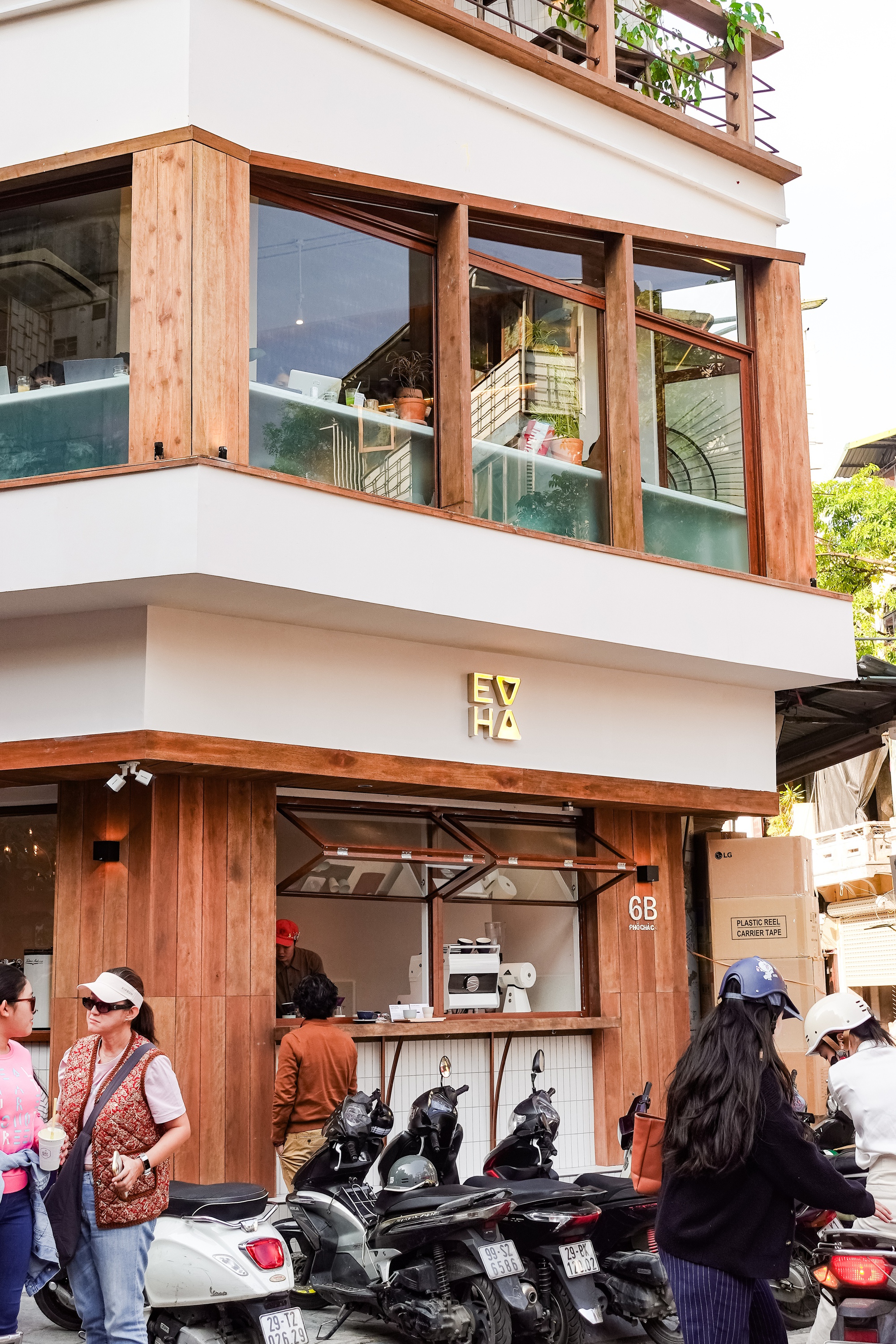 Lần đầu tiên có mặt tại Hà Nội, thương hiệu cà phê mới của "cha đẻ" The Coffee House có gì hot?- Ảnh 3. Lần đầu tiên có mặt tại Hà Nội, thương hiệu cà phê mới của "cha đẻ" The Coffee House có gì hot?- Ảnh 3.