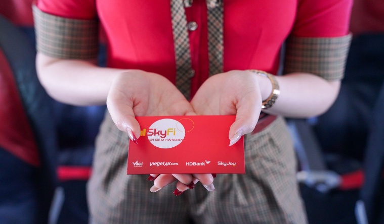 Ngập tr&agrave;n qu&agrave; tặng tr&ecirc;n những chuyến bay Vietjet m&ugrave;a lễ hội Gi&aacute;ng sinh 2025- Ảnh 3.
