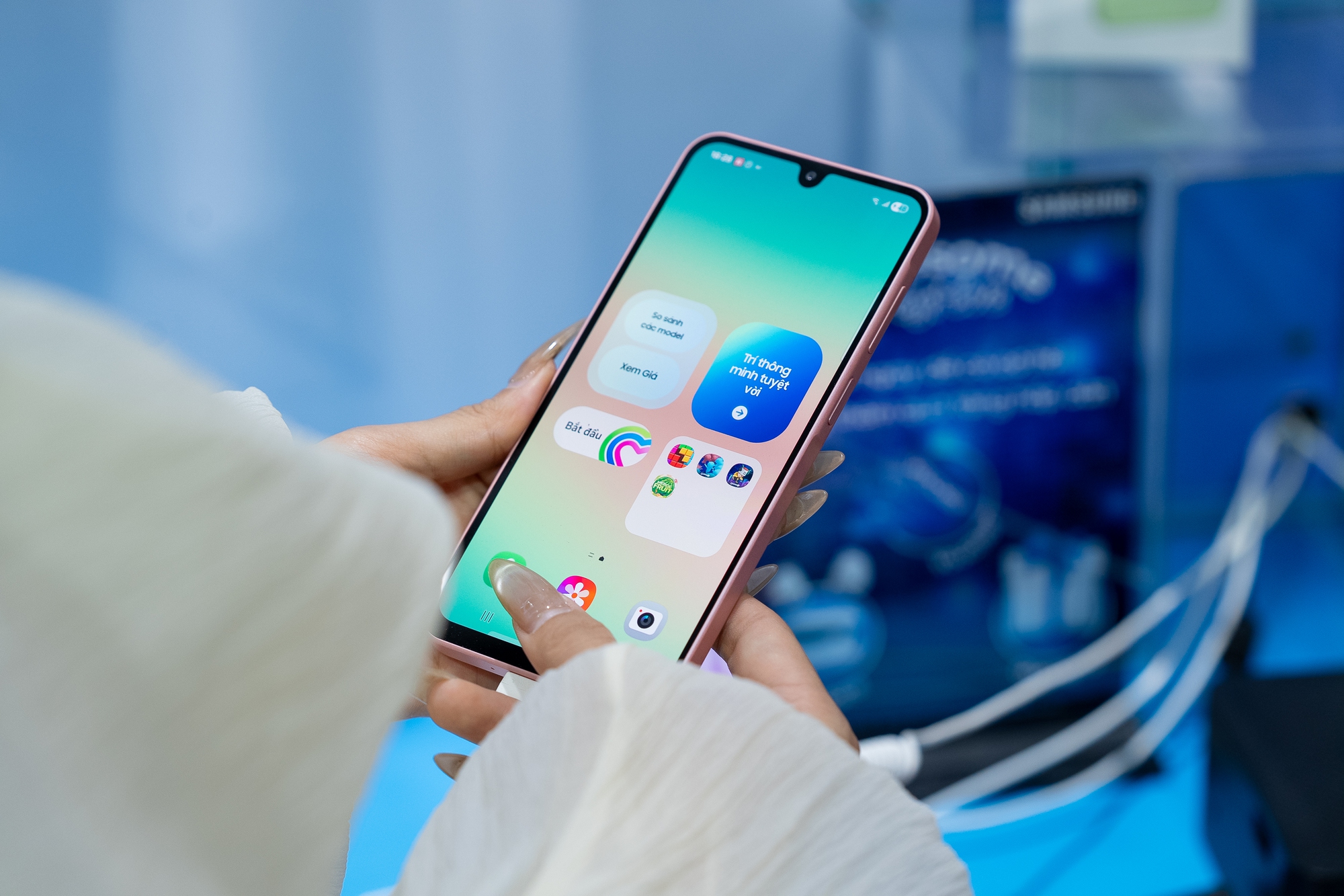 N&acirc;ng cấp smartphone cuối năm? Đ&acirc;y l&agrave; lựa chọn đ&aacute;ng tiền- Ảnh 3.