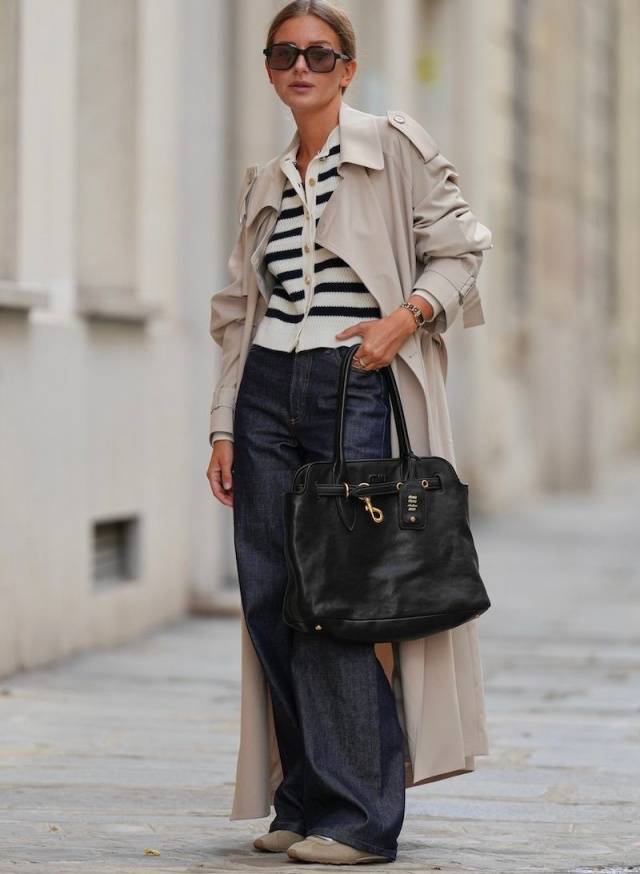 Đ&ocirc;ng n&agrave;y muốn "sang lấn &aacute;t", cứ combo &aacute;o kho&aacute;c d&aacute;ng d&agrave;i + quần m&agrave; diện: Vừa giấu d&aacute;ng đỉnh cao, vừa c&oacute; kh&iacute; chất "người phụ nữ th&agrave;nh đạt"- Ảnh 16.