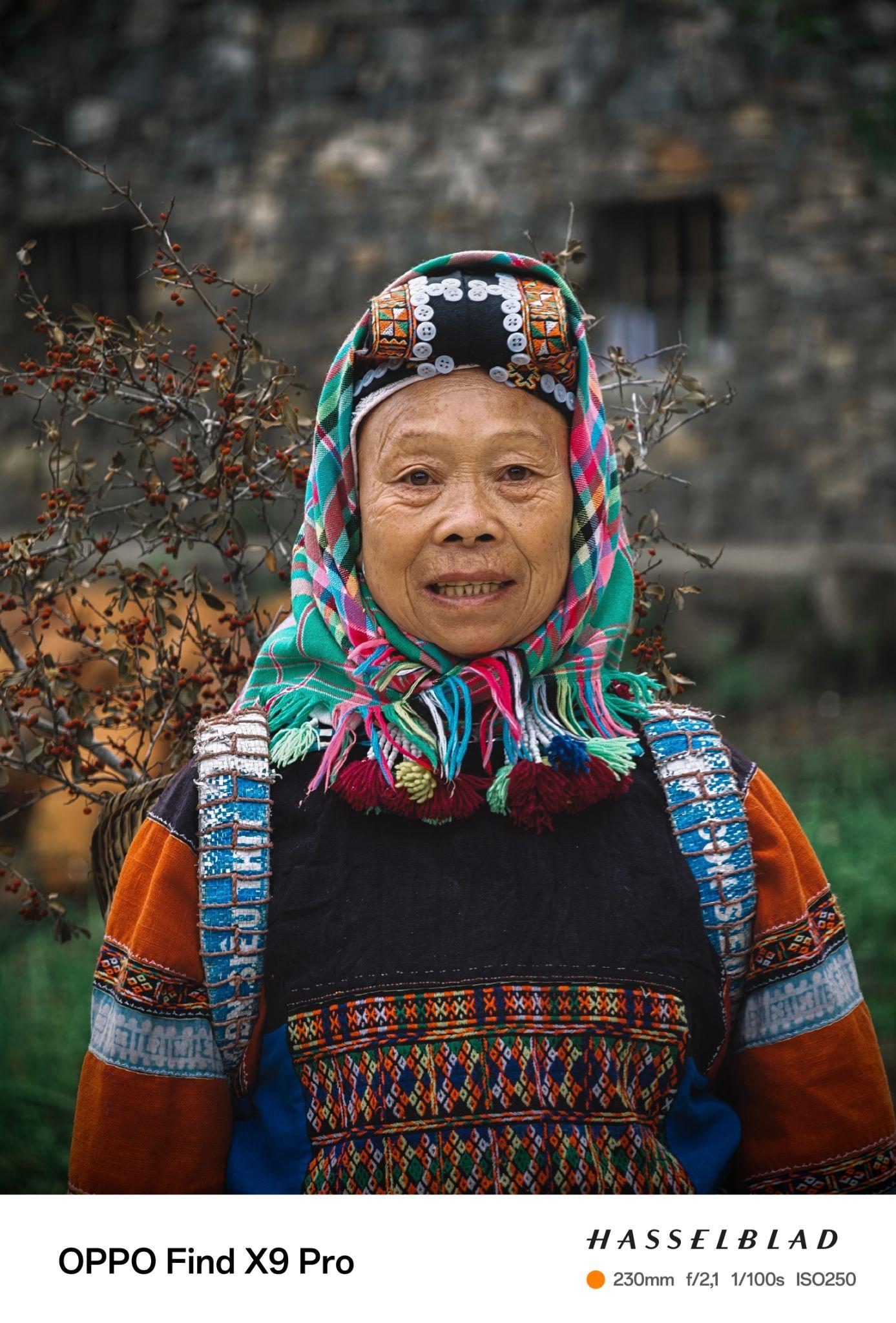 Sắc m&agrave;u v&ugrave;ng n&uacute;i ph&iacute;a Bắc được n&acirc;ng niu qua ống k&iacute;nh OPPO Find X9 Pro- Ảnh 12.