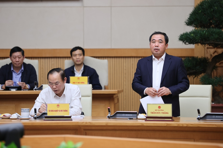 Thủ tướng: Sử dụng tối đa c&aacute;c c&ocirc;ng cụ để chống khai th&aacute;c IUU v&agrave; r&agrave; so&aacute;t, đề xuất c&ocirc;ng cụ mới- Ảnh 4.