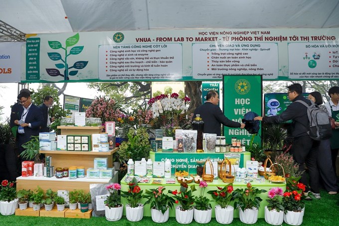Dấu ấn của Học viện N&ocirc;ng nghiệp Việt Nam tại TechFest 2025: C&ocirc;ng nghệ N&ocirc;ng nghiệp l&ecirc;n ng&ocirc;i- Ảnh 2.