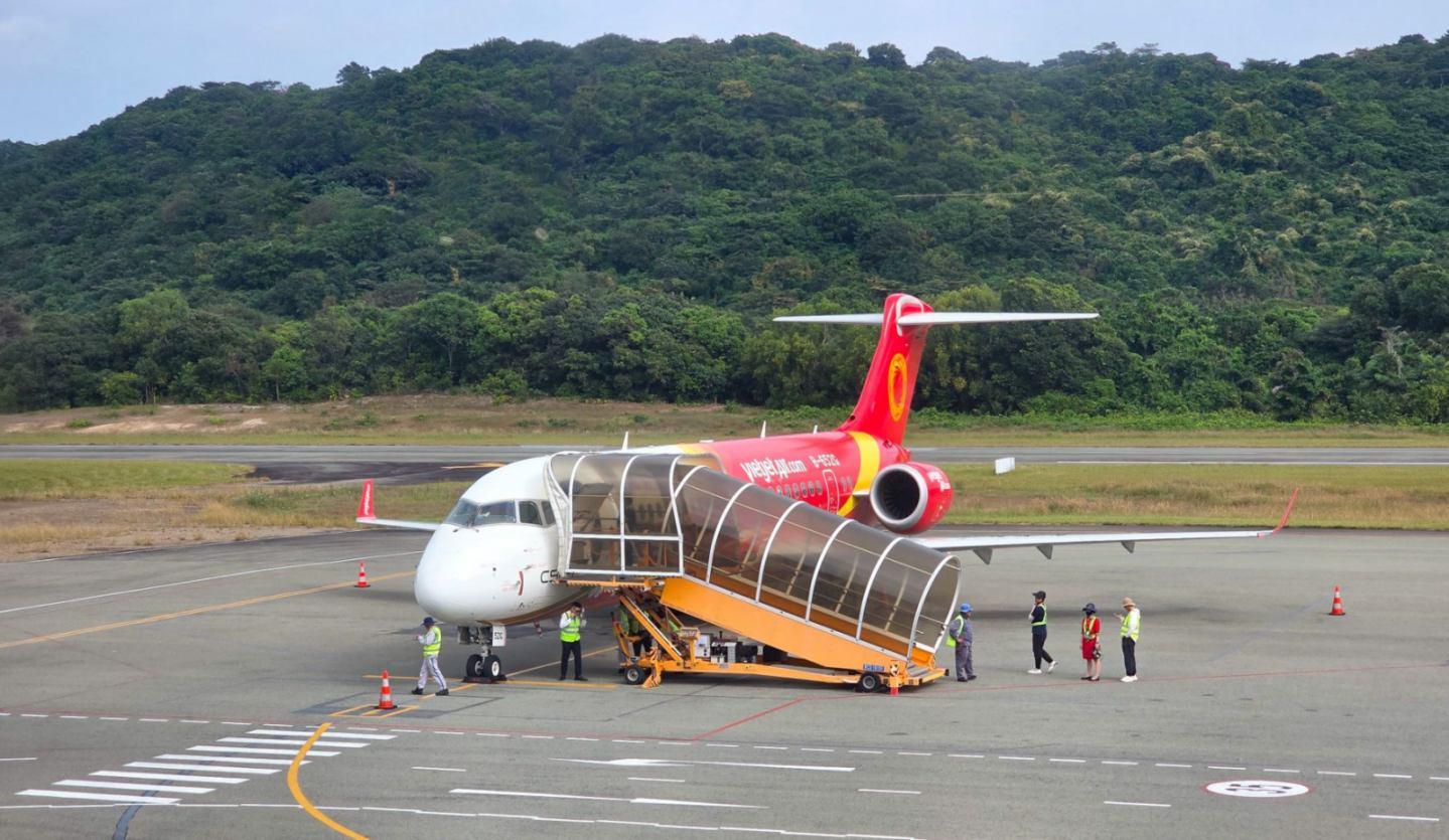 Vietjet tăng gấp đ&ocirc;i chuyến bay đến C&ocirc;n Đảo từ 17/12/2025- Ảnh 1.