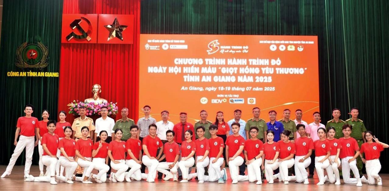 Qui Ph&uacute;c &ndash; 40 năm vươn tầm ti&ecirc;n phong trong ng&agrave;nh nội ngoại thất- Ảnh 3.