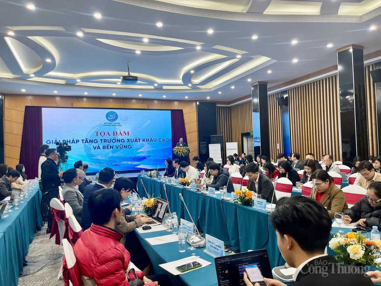 Xuất khẩu Việt Nam trước y&ecirc;u cầu đổi mới m&ocirc; h&igrave;nh tăng trưởng- Ảnh 1.