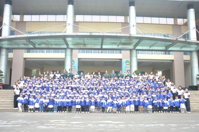 Xây dựng khát vọng cống hiến cho thế hệ trẻ, tiếp bước truyền thống vẻ vang của Quân đội nhân dân Việt Nam- Ảnh 1. Xây dựng khát vọng cống hiến cho thế hệ trẻ, tiếp bước truyền thống vẻ vang của Quân đội nhân dân Việt Nam- Ảnh 1.