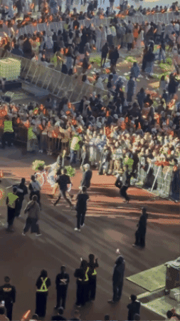 Vệ sĩ lớn tuổi chạy theo Mỹ T&acirc;m l&uacute;c nửa đ&ecirc;m ở H&agrave; Nội- Ảnh 1.