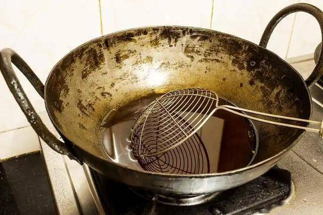 Một người nấu ăn, cả nhà ung thư? 5 thói quen trong nhà bếp đầu độc sức khỏe, cái đầu tiên hầu như ai cũng mắc- Ảnh 3.