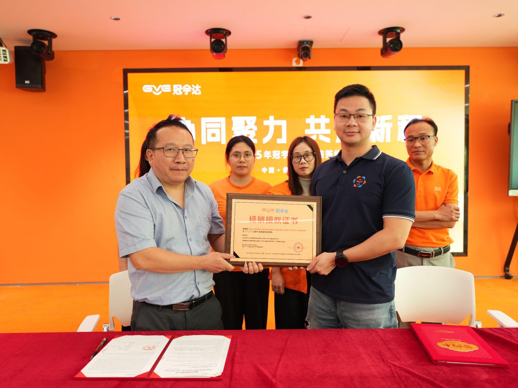 HQT Logistics đưa giải ph&aacute;p bộ sạc gần hơn với hạ tầng năng lượng trong nước- Ảnh 4.