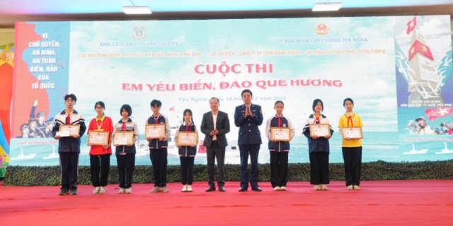 Từ sân trường Hà Nội, tình yêu biển đảo vươn ra khơi xa- Ảnh 3.