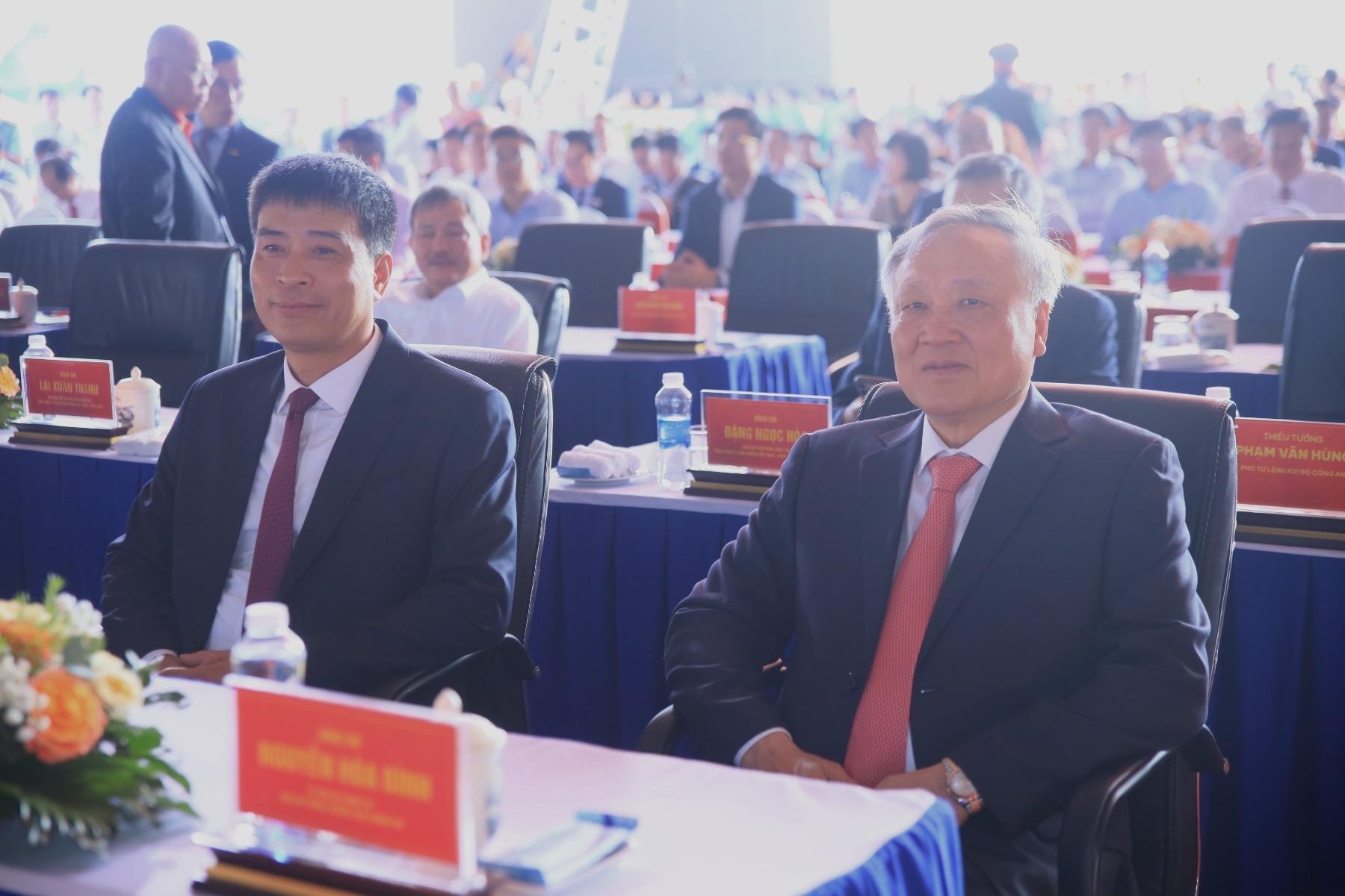 Vietjet cất n&oacute;c hangar chuẩn quốc tế, khai trương chuyến bay tới Cảng H&agrave;ng kh&ocirc;ng quốc tế Long Th&agrave;nh- Ảnh 3.