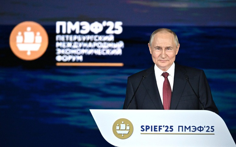 Tổng kết năm 2025: Tổng thống Nga Vladimir Putin đối thoại với người d&acirc;n v&agrave; b&aacute;o ch&iacute;- Ảnh 3.