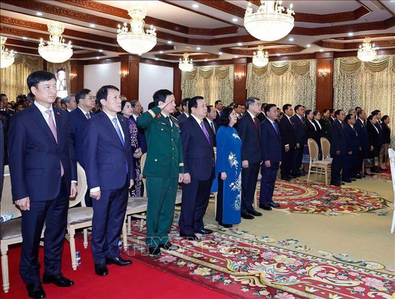 Tổng Bí thư Tô Lâm nhận Huân chương Vàng Quốc gia của Nhà nước Lào- Ảnh 2.