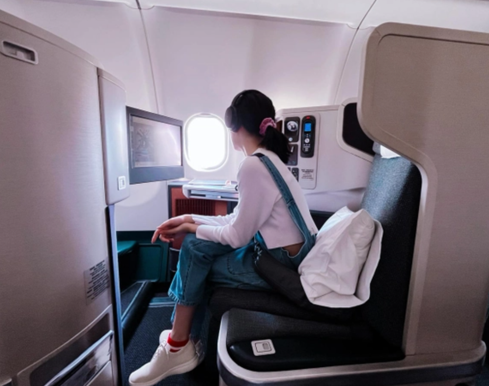 Giấu mặt suốt 12 năm, &aacute;i nữ nh&agrave; Thủy Ti&ecirc;n - C&ocirc;ng Vinh nay lớn bổng, ra d&aacute;ng thiếu nữ: Nh&igrave;n đ&ocirc;i ch&acirc;n m&agrave; ai cũng trầm trồ- Ảnh 7.