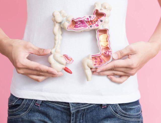 Những người bị ung thư đại trực tr&agrave;ng thường c&oacute; 4 th&oacute;i quen, hy vọng bạn kh&ocirc;ng c&oacute; th&oacute;i quen n&agrave;o trong số n&agrave;y- Ảnh 1.