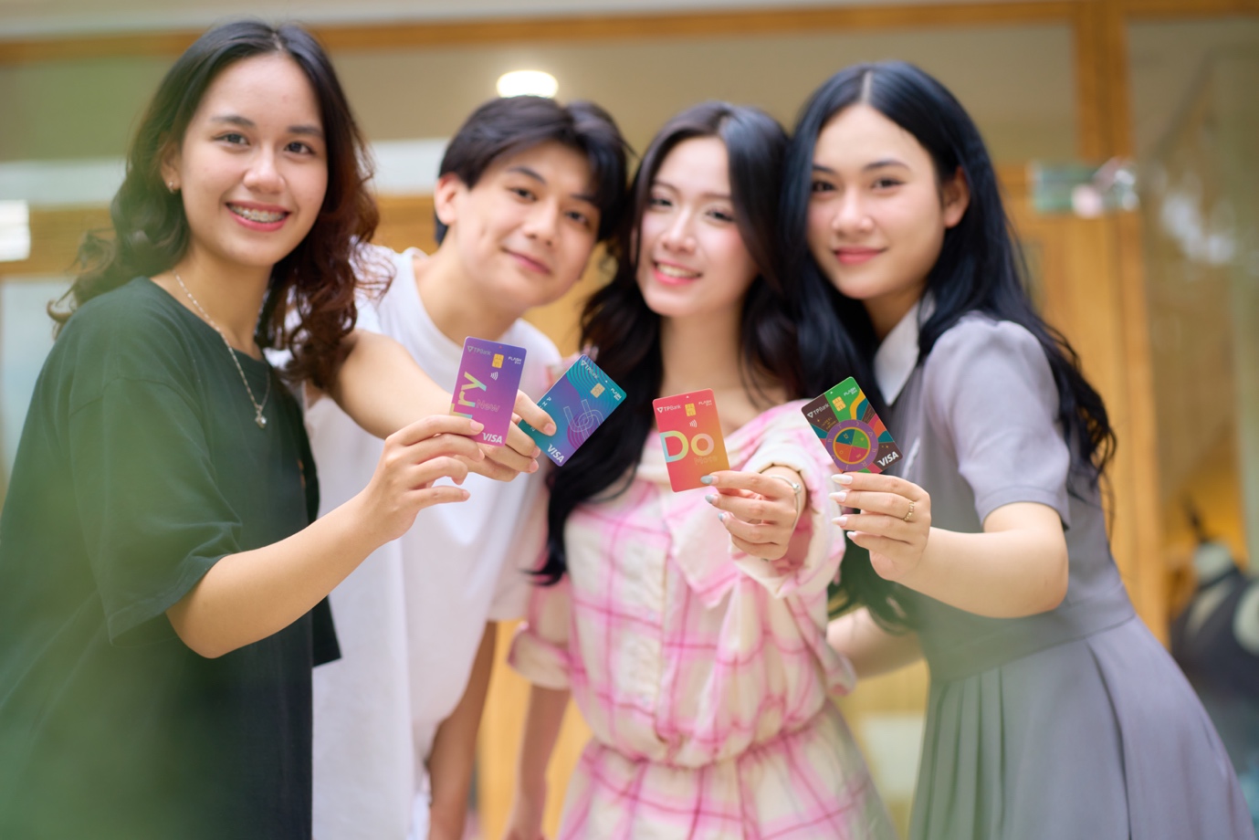 Tận hưởng trọn vẹn m&ugrave;a lễ hội cuối năm với lựa chọn chi ti&ecirc;u th&ocirc;ng minh- Ảnh 3.