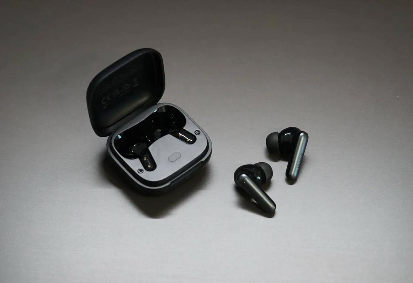 Top tai nghe kh&ocirc;ng d&acirc;y Earfun ưu t&uacute; d&agrave;nh cho GenZ nổi bật trong năm 2025- Ảnh 3.