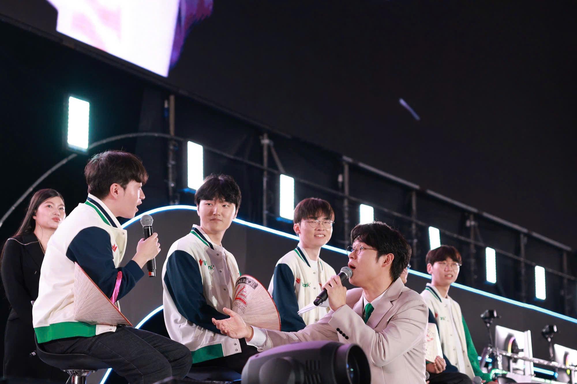 1,3 triệu người đồng thời xem Faker T1 thi đấu tại Việt Nam- Ảnh 7.