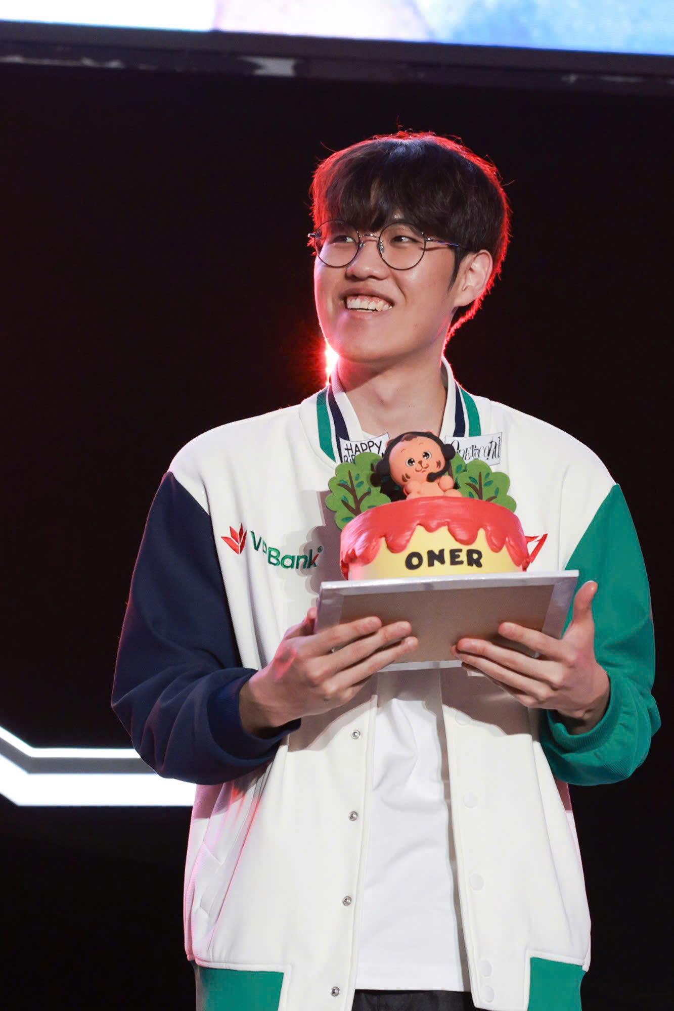 1,3 triệu người đồng thời xem Faker T1 thi đấu tại Việt Nam- Ảnh 8.