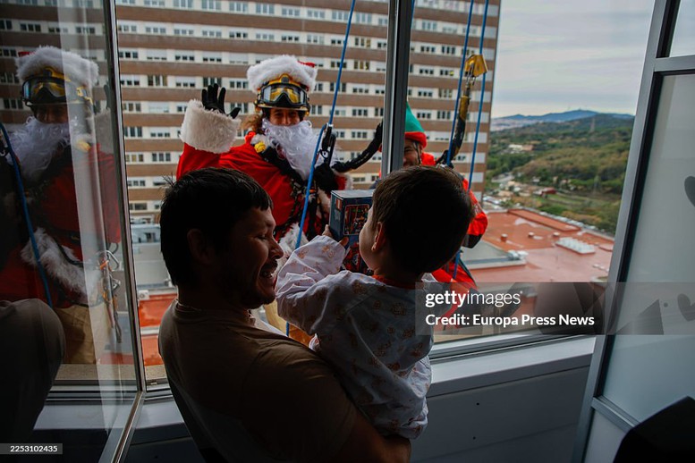 Thế giới rộn r&agrave;ng chờ đ&oacute;n Gi&aacute;ng sinh 2025- Ảnh 11.