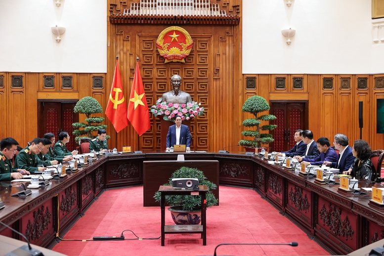 Thủ tướng: L&agrave;m chủ c&ocirc;ng nghệ chiến lược v&agrave; đẩy mạnh thương mại h&oacute;a sản phẩm c&ocirc;ng nghiệp quốc ph&ograve;ng- Ảnh 1.