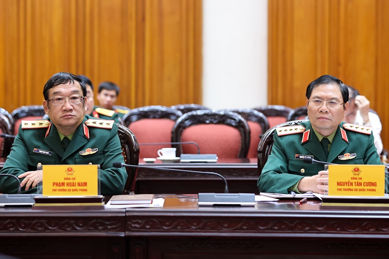 Thủ tướng: L&agrave;m chủ c&ocirc;ng nghệ chiến lược v&agrave; đẩy mạnh thương mại h&oacute;a sản phẩm c&ocirc;ng nghiệp quốc ph&ograve;ng- Ảnh 6.