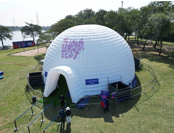 Đ&ocirc;ng đ&uacute;c đủ đầy: Lễ hội m&ugrave;a đ&ocirc;ng đa trải nghiệm của H&agrave; Nội dịp cuối năm- Ảnh 2.