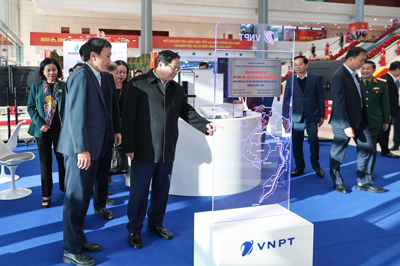 Thủ tướng Phạm Minh Ch&iacute;nh kiểm tra c&ocirc;ng t&aacute;c chuẩn bị Đại hội Thi đua y&ecirc;u nước to&agrave;n quốc lần thứ XI- Ảnh 2.