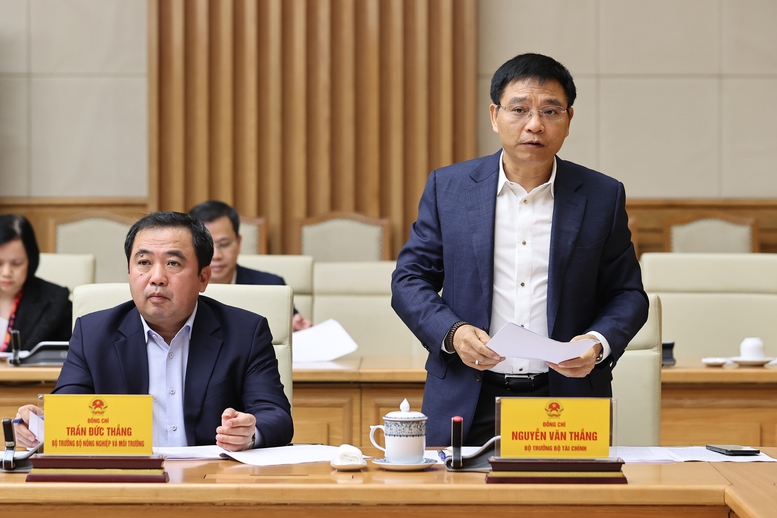 Thủ tướng chủ tr&igrave; phi&ecirc;n họp thứ nhất Ban Chỉ đạo quản l&yacute;, điều h&agrave;nh kinh tế vĩ m&ocirc;- Ảnh 2.