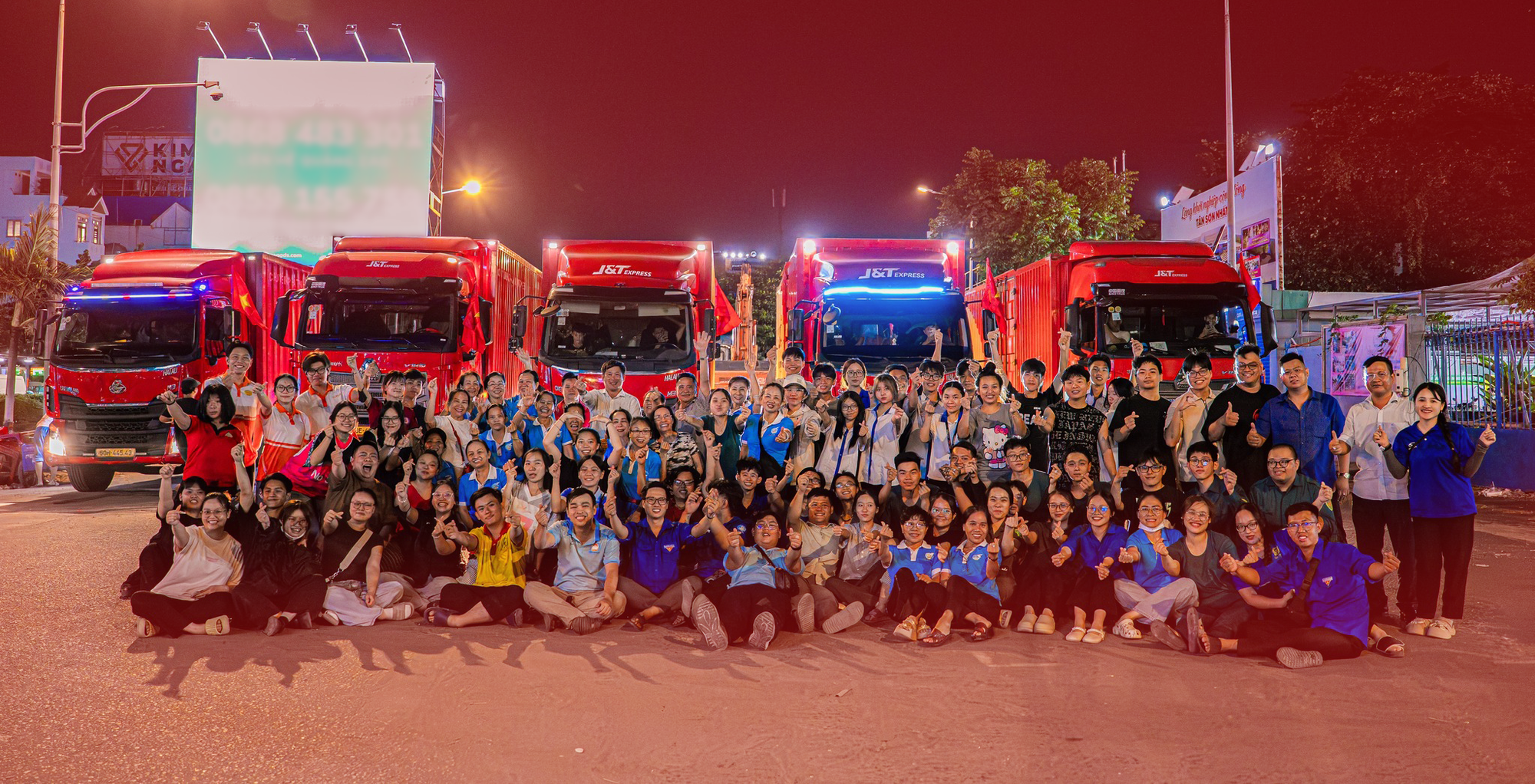 Chạm 2025: H&agrave;nh tr&igrave;nh xuy&ecirc;n Việt của những chuyến xe đ&aacute;ng tin cậy- Ảnh 23.