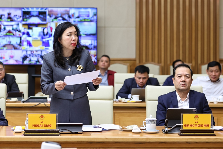 Thủ tướng: Trong tuần tới, xử l&yacute; dứt điểm c&aacute;c nhiệm vụ được giao trong chống khai th&aacute;c IUU- Ảnh 5.