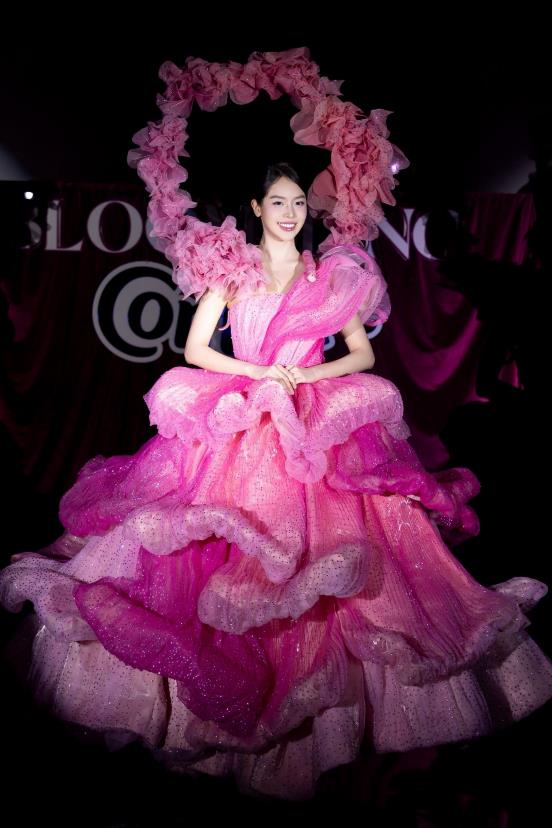 Hoa Hậu Thanh Thủy, T&oacute;c Ti&ecirc;n, Gemini H&ugrave;ng Huỳnh, Cường Bạch&hellip; c&ugrave;ng d&agrave;n sao All-Star đổ bộ sự kiện Comfort Odyssey Of Perfume- Ảnh 5.