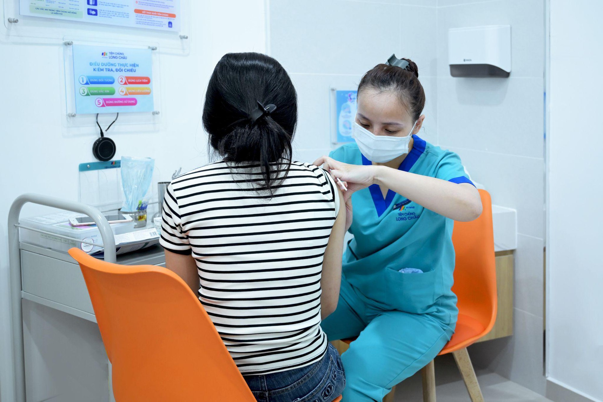 Lần đầu tiên bộ ba “anh trai” quy tụ trong một chiến dịch nâng cao nhận thức bảo vệ sức khỏe cộng đồng- Ảnh 3.