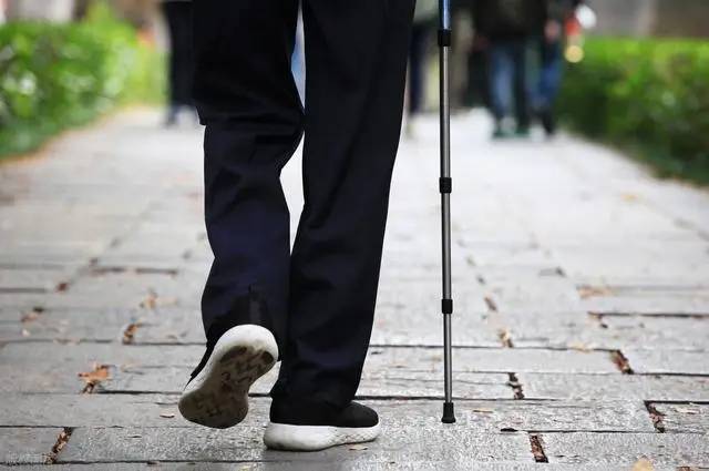 Khi một người lớn tuổi trong nh&agrave; đ&atilde; ở tuổi 80, gia đ&igrave;nh n&ecirc;n tr&aacute;nh l&agrave;m 4 điều sau đ&acirc;y - biết điều n&agrave;y sớm sẽ mang lại nhiều lợi &iacute;ch- Ảnh 5.