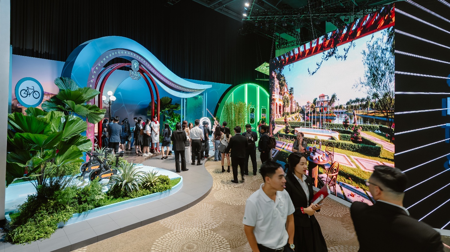 Nam Long Journey 2025: B&ugrave;ng nổ ng&agrave;y đầu với h&agrave;ng ngh&igrave;n lượt kh&aacute;ch tham dự- Ảnh 4.