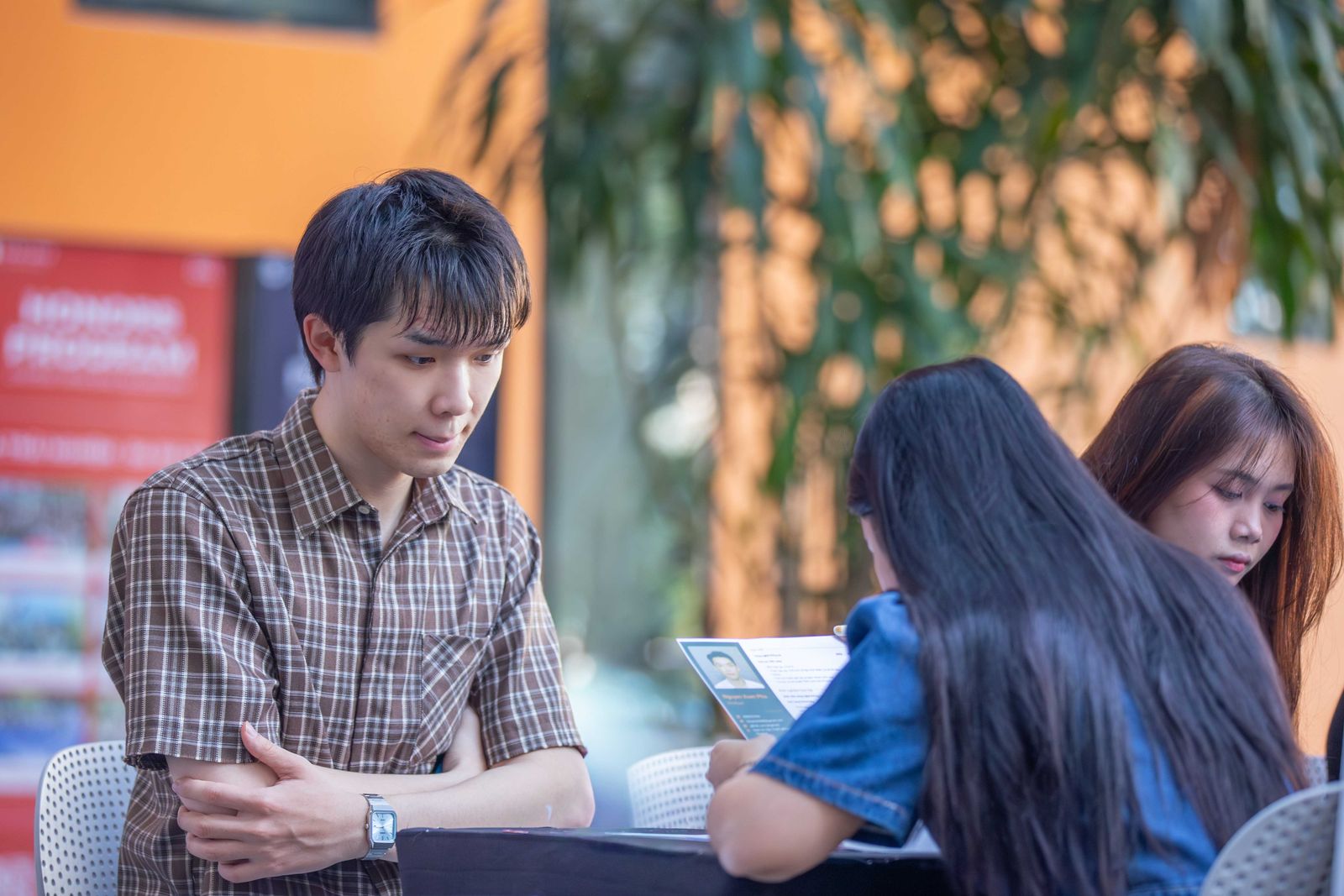 Sinh vi&ecirc;n kh&aacute;m ph&aacute; h&agrave;ng ng&agrave;n cơ hội việc l&agrave;m khối ng&agrave;nh c&ocirc;ng nghệ kỹ thuật tại VLTech Career Day 2025- Ảnh 7.