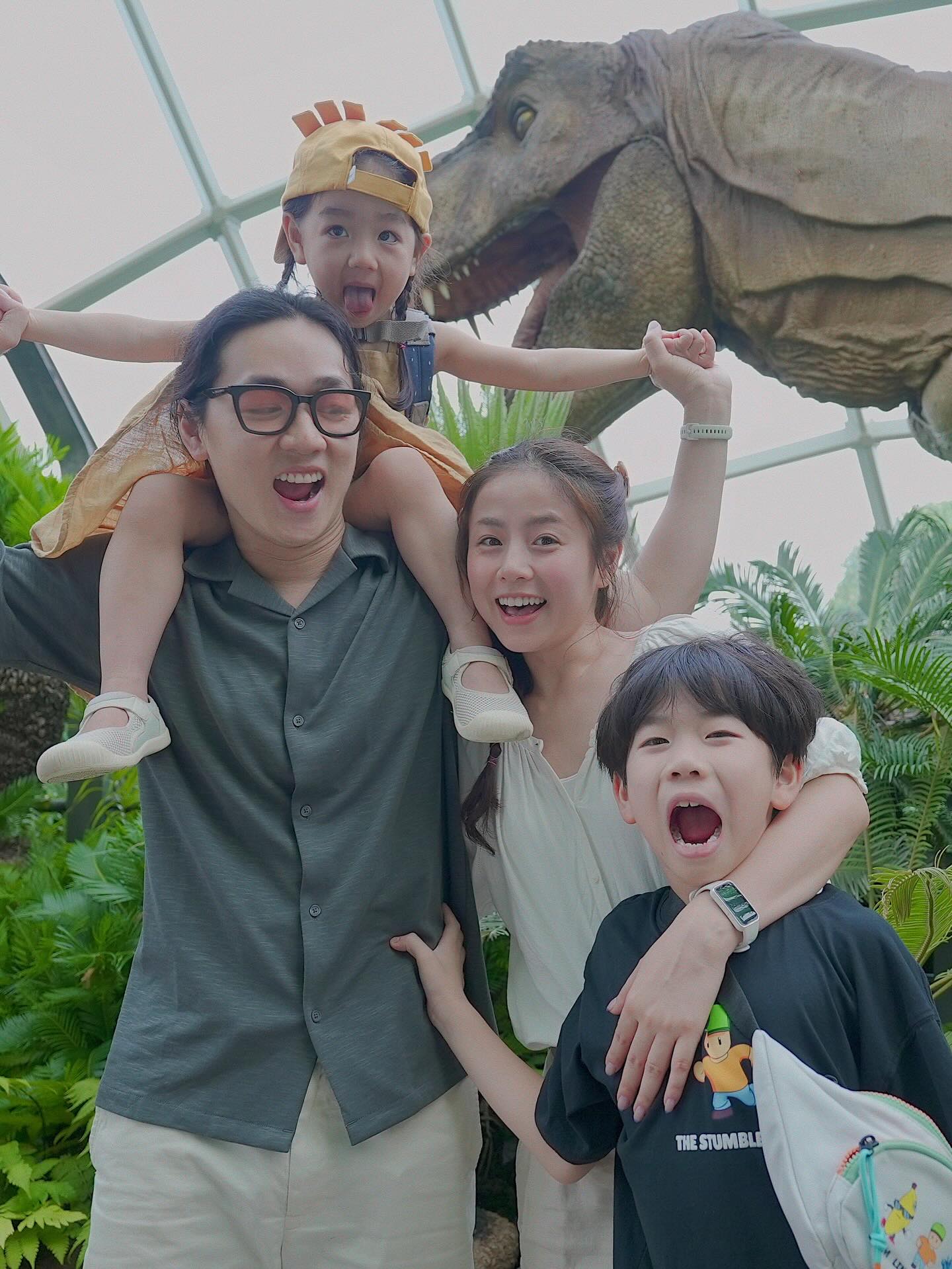 Mẹ 2 con từng l&agrave; 