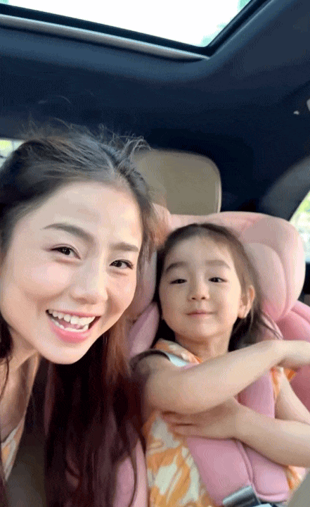 Mẹ 2 con từng l&agrave; 